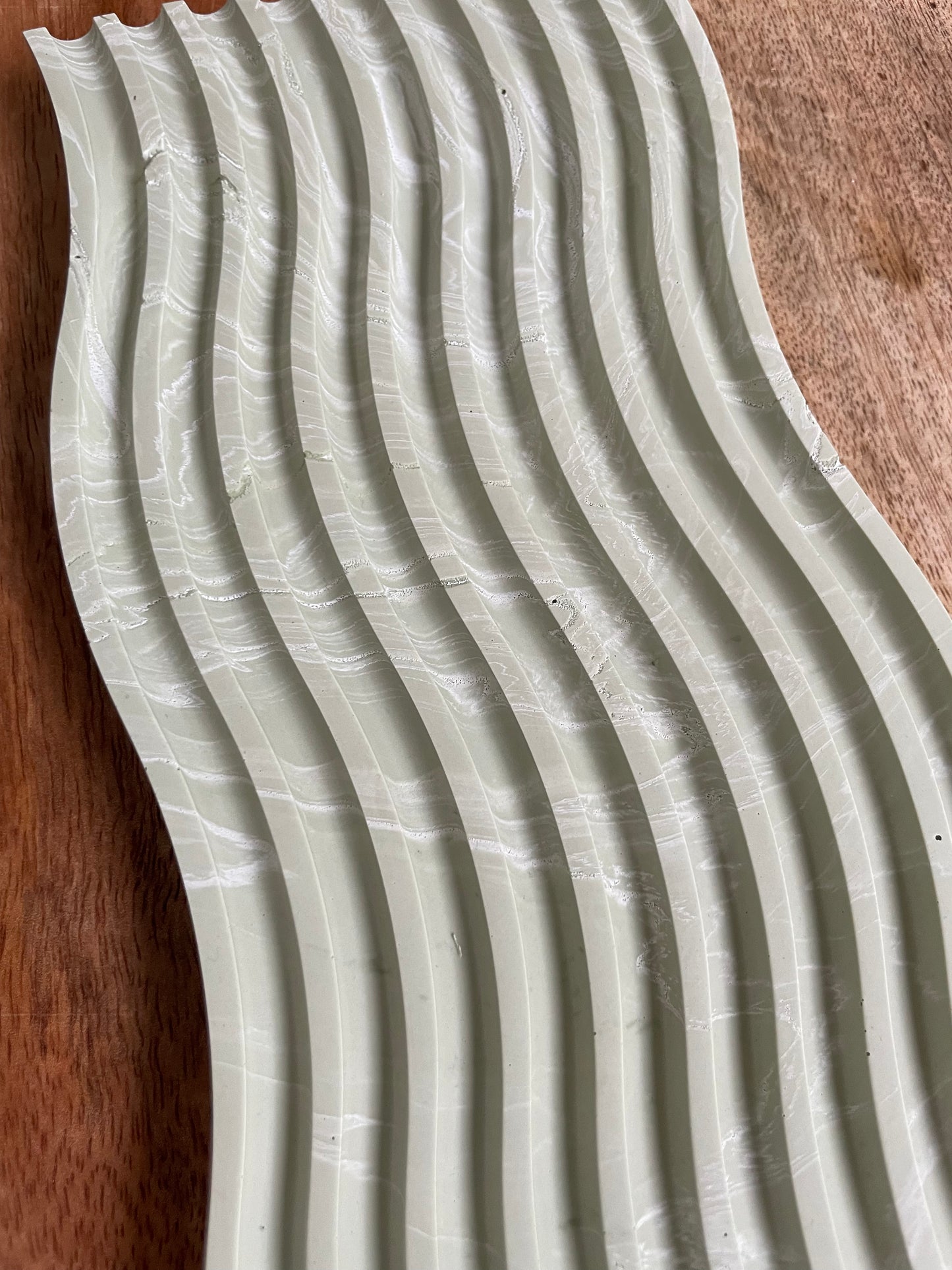 Ripple Tray